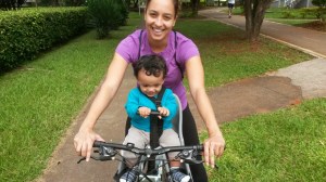 Pirralho pedalando e amando SomosdoMundo